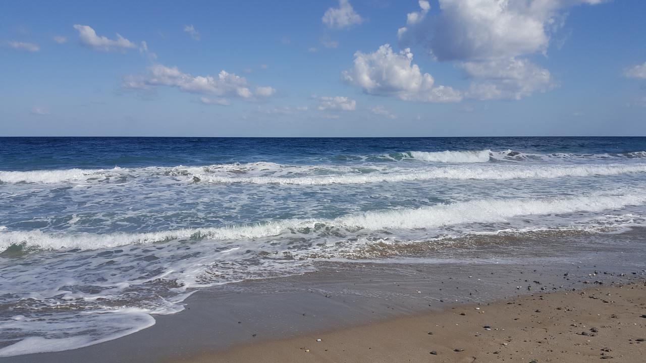 琥珀海岸和海洋公寓式酒店 Jūrkalne 外观 照片